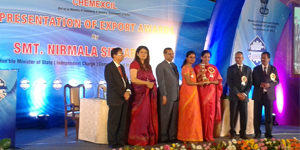 Cholayil wins CHEMEXCIL Award for Exports performance for 2015-16